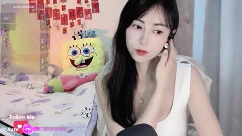 Snapshot of molihua9 chatting on 12/15/25, 02:05 molihua9 online show from 12/15/25, 02:05