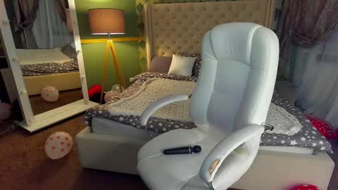 Rosa online show from 02/25/25, 08:19