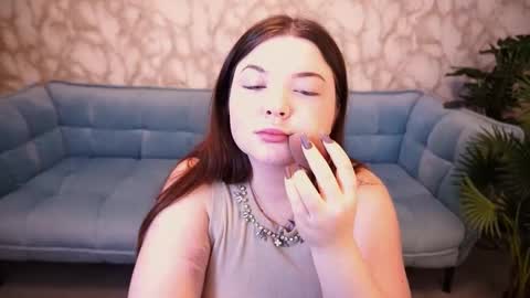 Rosa online show from 11/08/25, 08:51