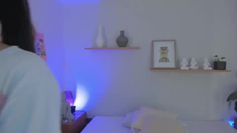 Snapshot of moll1e_ chatting on 03/03/25, 12:16 M o L l i E online show from 03/03/25, 12:16