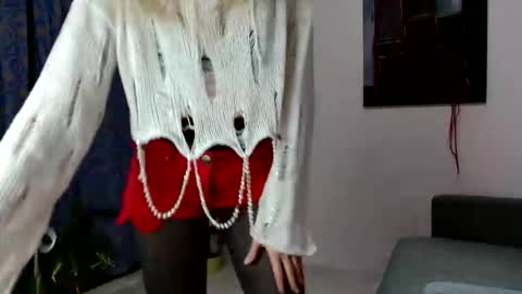 molliart online show from 02/17/26, 07:31