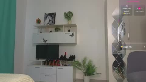 molliblum online show from 06/03/26, 02:19
