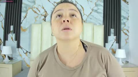 Snapshot of molliebue1 chatting on 03/08/25, 12:09 Hey Guys Im Mollie online show from 03/08/25, 12:09