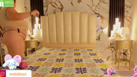 Snapshot of molliebue1 chatting on 10/03/25, 03:31 Hey Guys Im Mollie online show from 10/03/25, 03:31