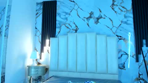 Snapshot of molliebue1 chatting on 11/05/25, 12:27 Hey Guys Im Mollie online show from 11/05/25, 12:27