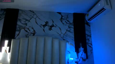 Snapshot of molliebue1 chatting on 11/23/25, 12:27 Hey Guys Im Mollie online show from 11/23/25, 12:27