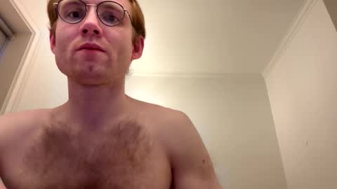 Snapshot of molliter chatting on 05/21/26, 12:28 molliter online show from 05/21/26, 12:28