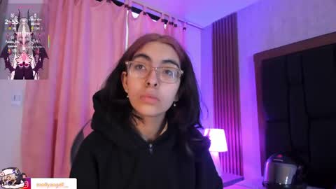 Molly online show from 06/15/26, 02:41