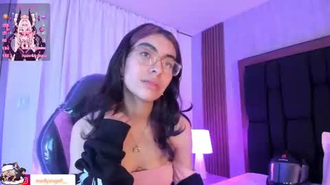 Molly online show from 08/07/26, 03:25