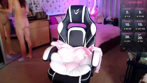 Snapshot of molly_barbie chatting on 09/15/25, 11:21 Molly Prvt is open online show from 09/15/25, 11:21