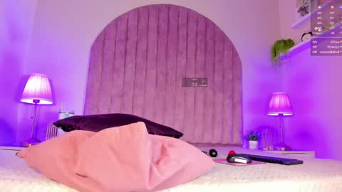 Molly Jackson online show from 12/13/24, 04:05