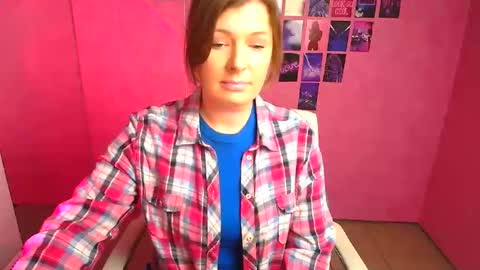 Molly online show from 03/28/26, 03:22