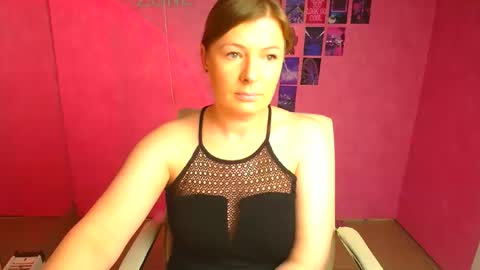 Snapshot of molly_mis chatting on 04/23/26, 12:29 Molly online show from 04/23/26, 12:29