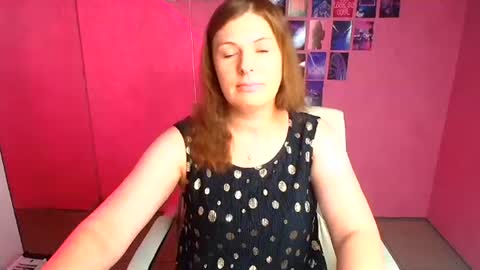 Snapshot of molly_mis chatting on 07/01/26, 11:45 Molly online show from 07/01/26, 11:45