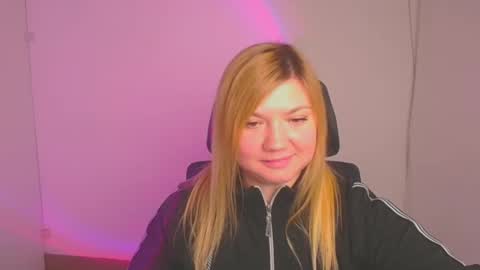 Molly online show from 01/15/25, 03:18