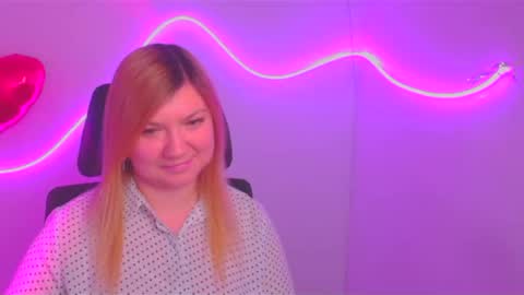 Molly online show from 02/21/25, 01:22