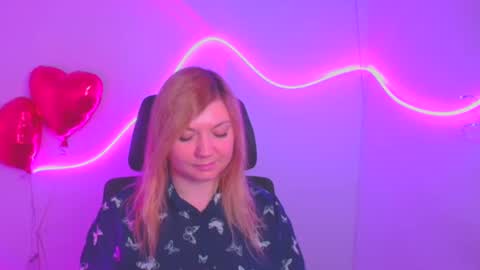 Molly online show from 02/27/25, 09:43