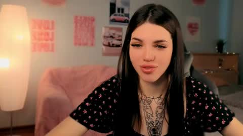 Molly online show from 04/29/26, 03:43