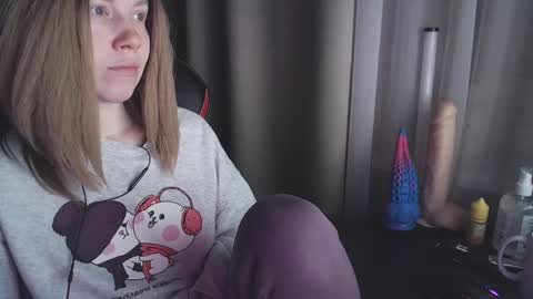 I have new photos come and see with love Molly online show from 02/26/25, 06:00