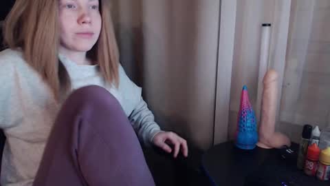 I have new photos come and see with love Molly online show from 03/06/25, 02:41