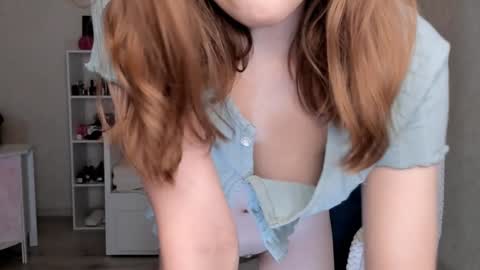 Molly online show from 02/07/25, 03:12