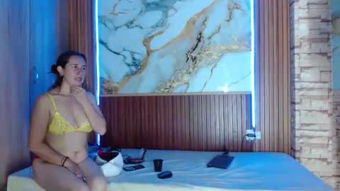 mollyandsam303av online show from 02/14/26, 09:00