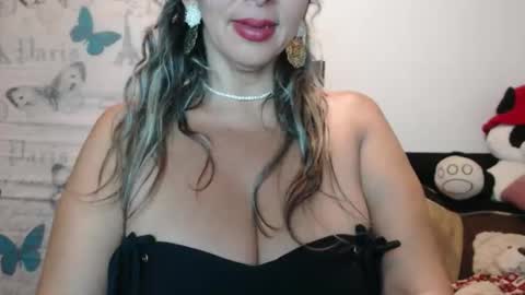 Molly Bunny online show from 03/19/26, 11:42