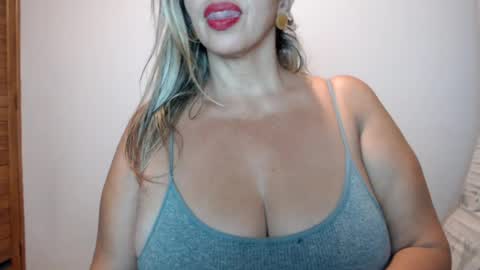 Molly Bunny online show from 07/09/26, 02:48