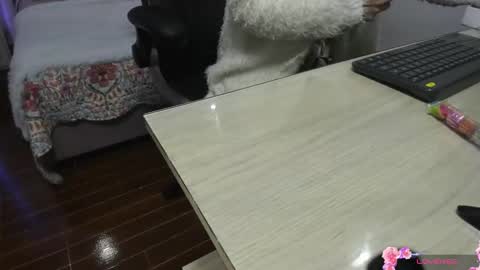 Snapshot of mollycraft chatting on 02/19/25, 11:28 Molly online show from 02/19/25, 11:28