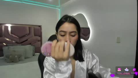Snapshot of mollycraft chatting on 03/01/25, 11:39 Molly online show from 03/01/25, 11:39