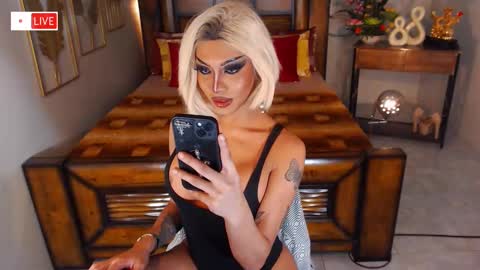 Molly online show from 03/06/25, 04:49