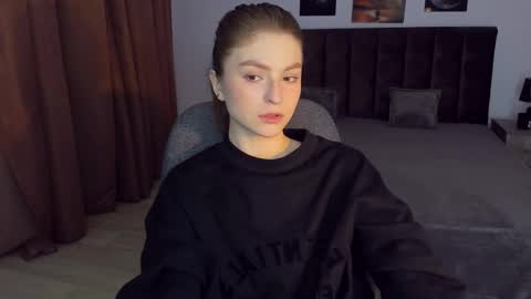 Snapshot of mollydangerous chatting on 01/30/25, 08:22 Taisha online show from 01/30/25, 08:22