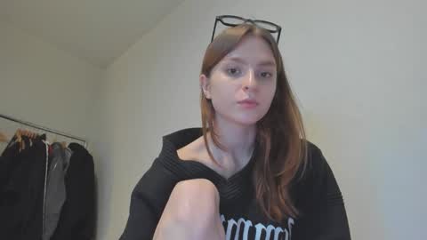 Snapshot of mollydangerous chatting on 02/11/25, 07:48 Taisha online show from 02/11/25, 07:48