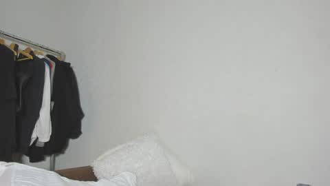 Snapshot of mollydangerous chatting on 03/11/25, 04:40 Taisha online show from 03/11/25, 04:40