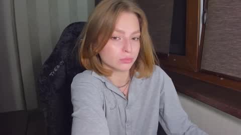 Snapshot of mollydangerous chatting on 09/19/25, 07:58 Taisha online show from 09/19/25, 07:58