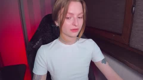 Snapshot of mollydangerous chatting on 11/03/25, 05:58 Taisha online show from 11/03/25, 05:58