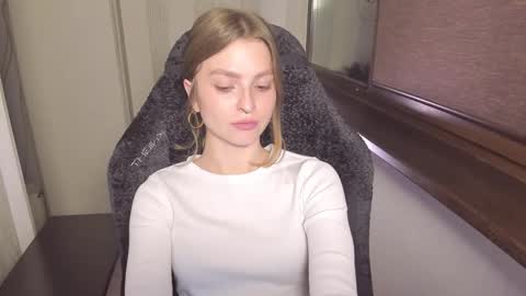 Taisha online show from 12/21/25, 07:32