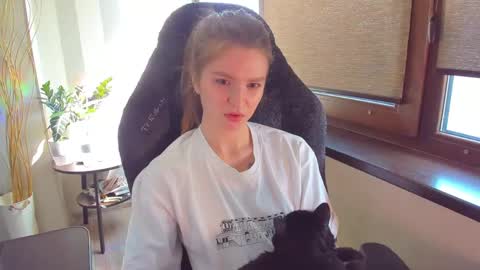 Taisha online show from 05/06/26, 06:41