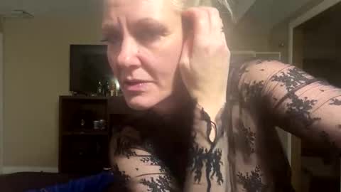 molly fourtune online show from 10/05/25, 07:28