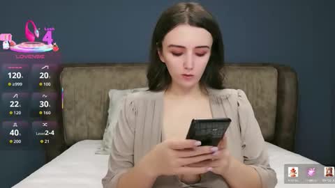 Molly online show from 01/06/26, 08:56