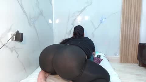  MOLLY  GUNSG online show from 03/10/25, 10:55