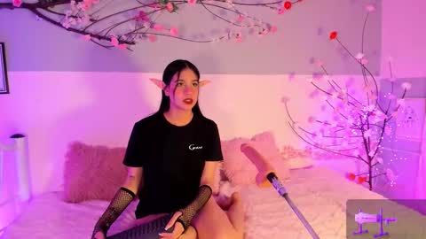 New girl Emily Valentina  Michelle online show from 02/12/26, 08:48