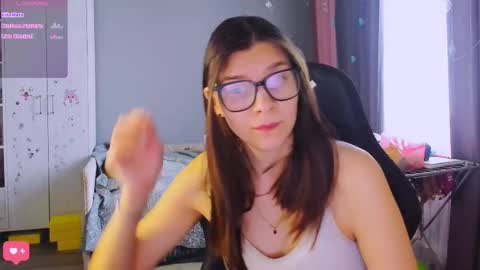  KIRA  online show from 02/09/26, 05:33