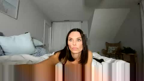 mollymae1125 online show from 02/18/25, 04:26