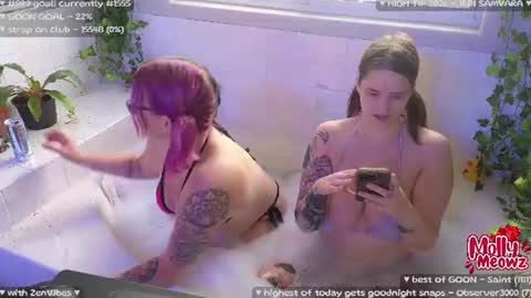 Snapshot of mollymeowz chatting on 06/30/26, 09:16 meowz online show from 06/30/26, 09:16
