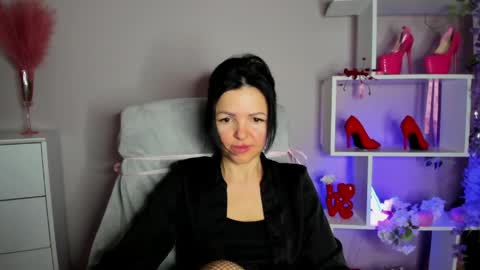 Molly online show from 04/14/26, 06:52