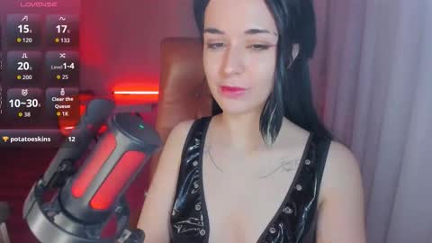 Molly online show from 10/21/25, 04:30