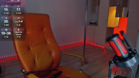 Molly online show from 11/21/25, 08:07