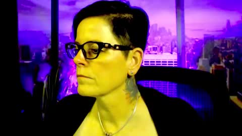 MollySun Nina Randmann online show from 02/10/26, 06:45