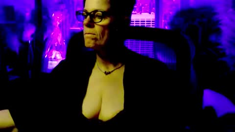 MollySun Nina Randmann online show from 04/09/26, 03:50